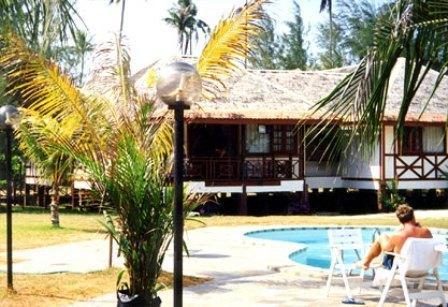 Duta Sands Beach Resort Куантан Экстерьер фото