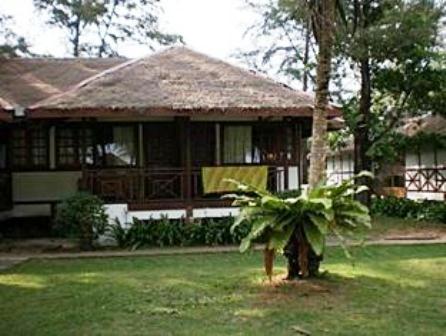Duta Sands Beach Resort Куантан Экстерьер фото